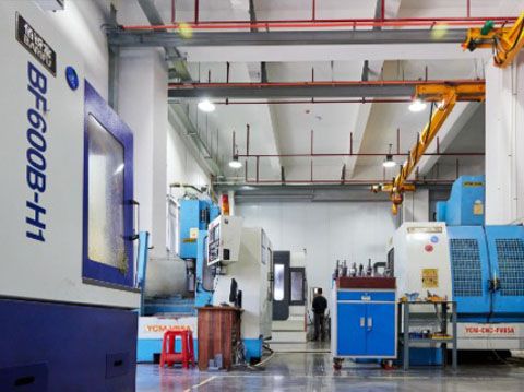 Tooling workshop and equipment at Jeancen Mold